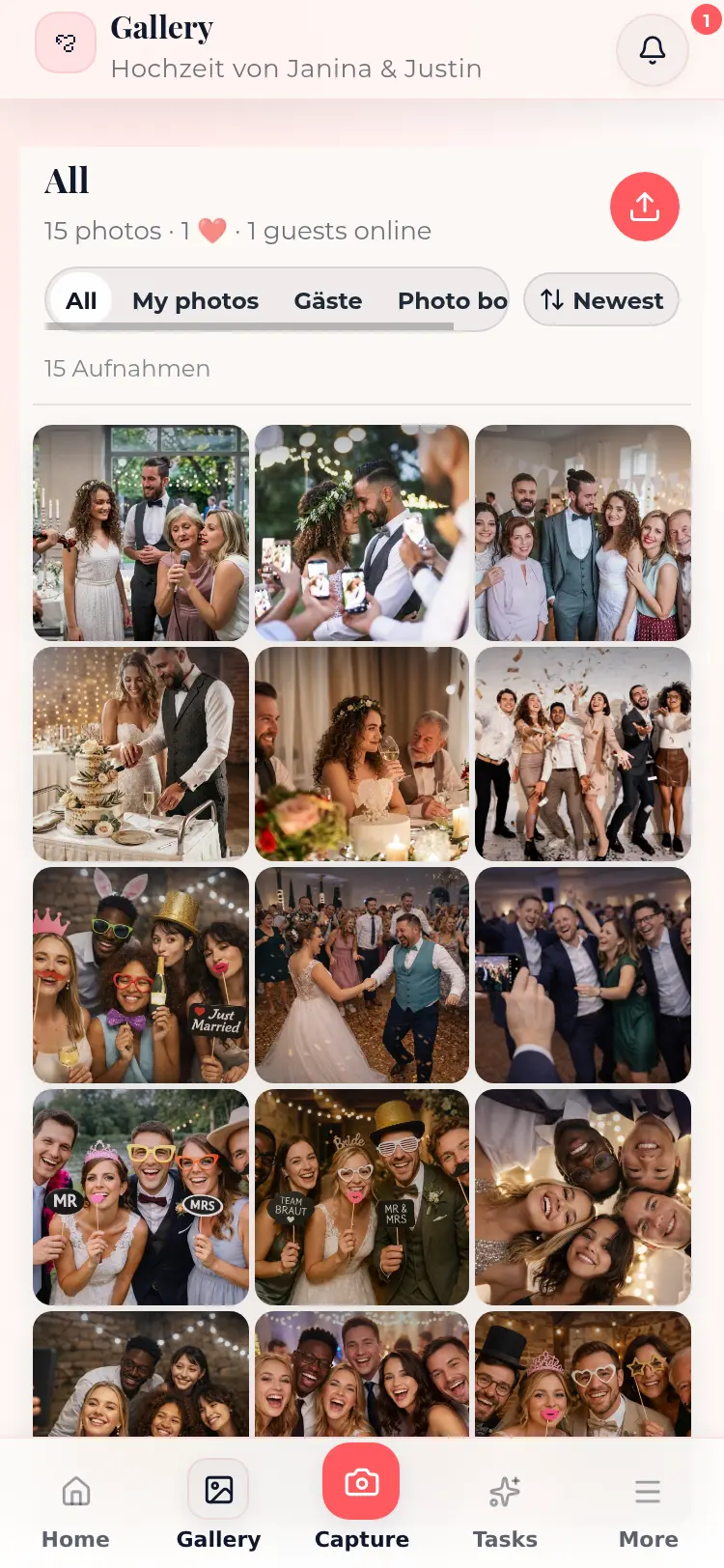 Mobile Fotospiel wedding gallery with uploaded guest photos